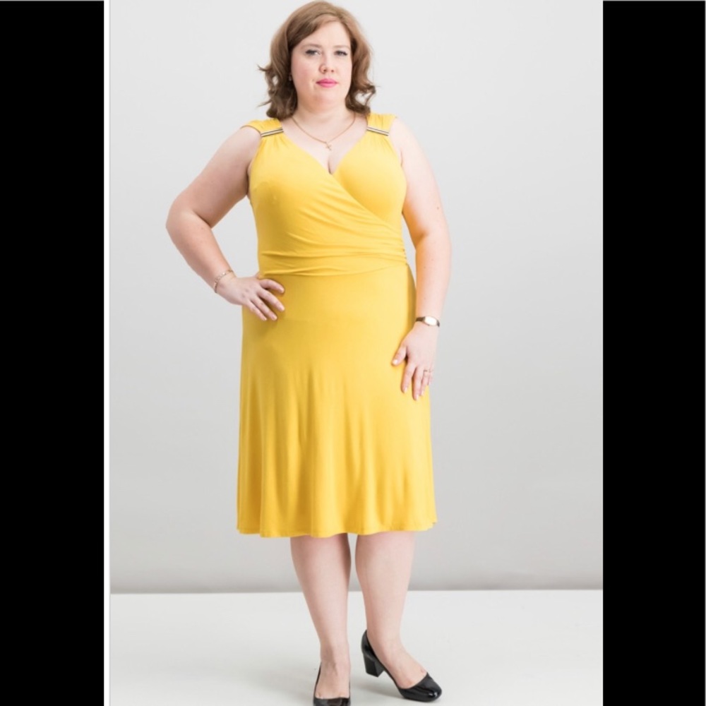 Thalia Sodi Yellow Jersey A-line Dress!